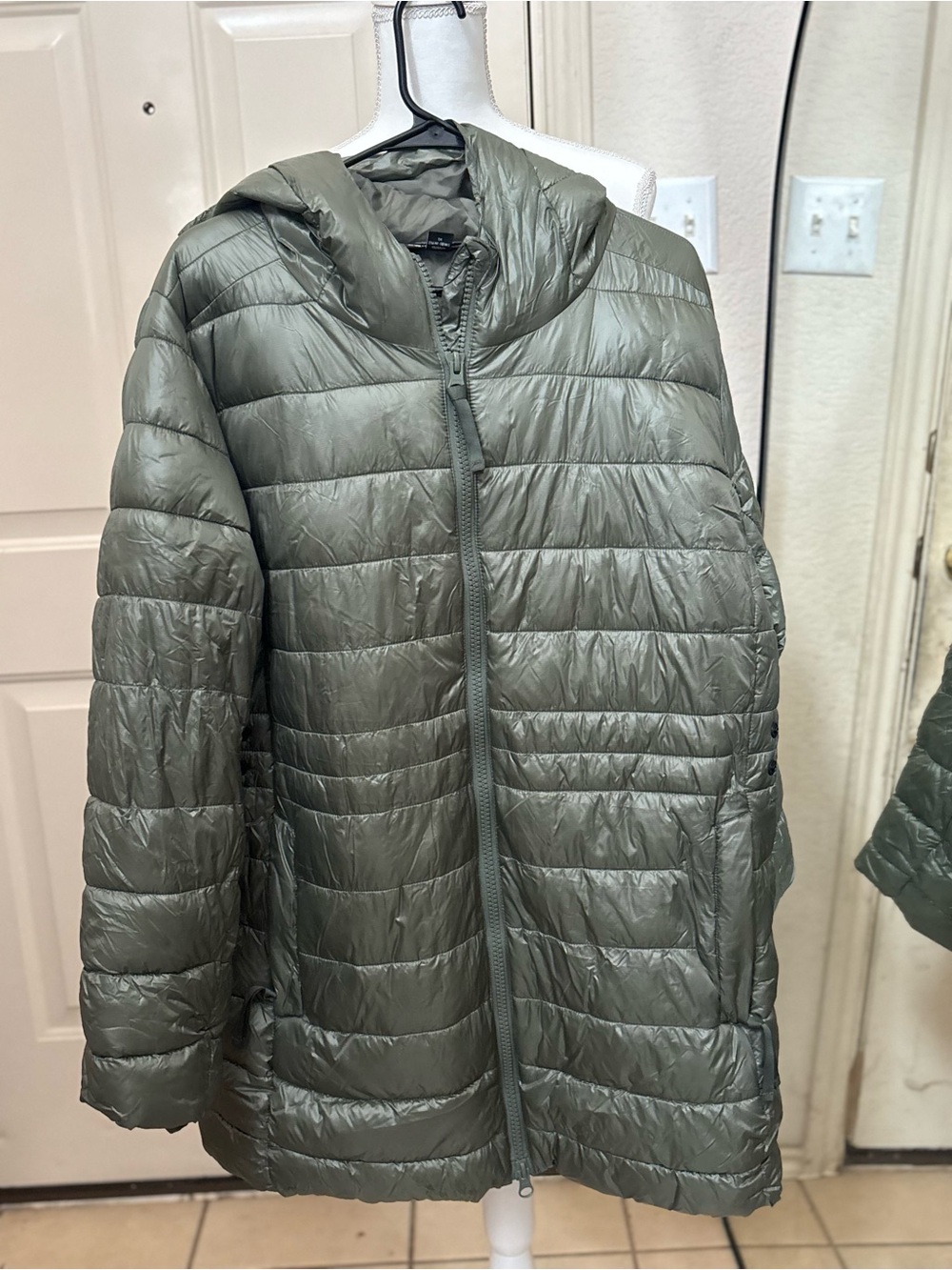 Swiss Tech Olive Hooded Packable Puffer Jacket